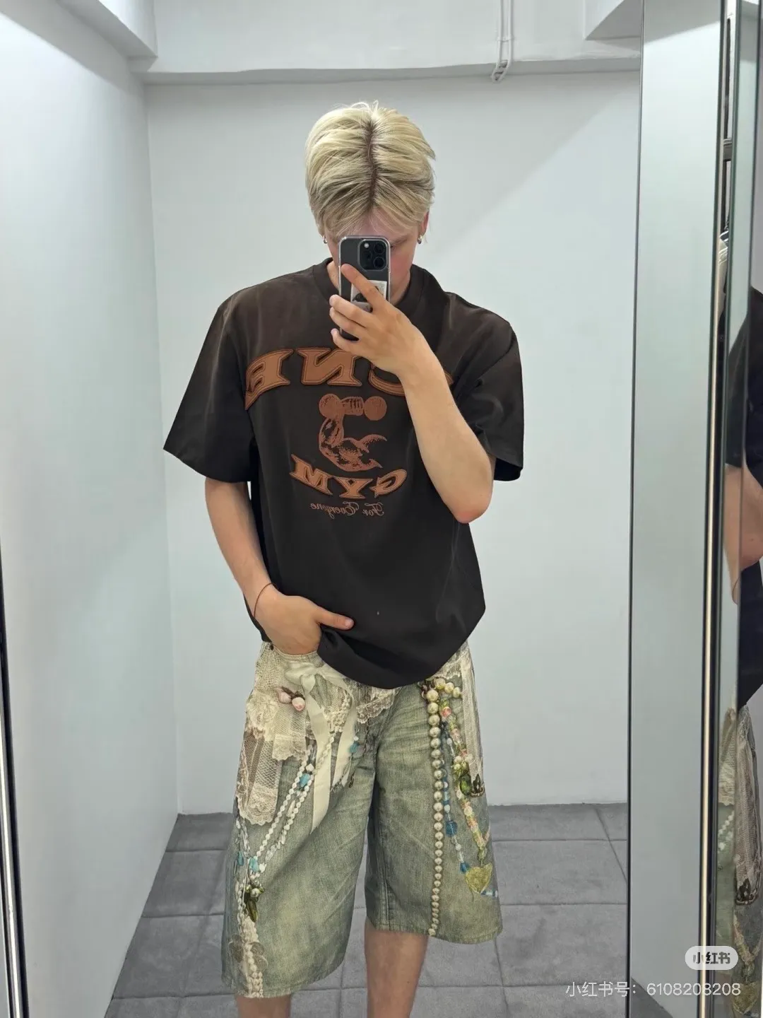 【 】Acne Studios （Brown）